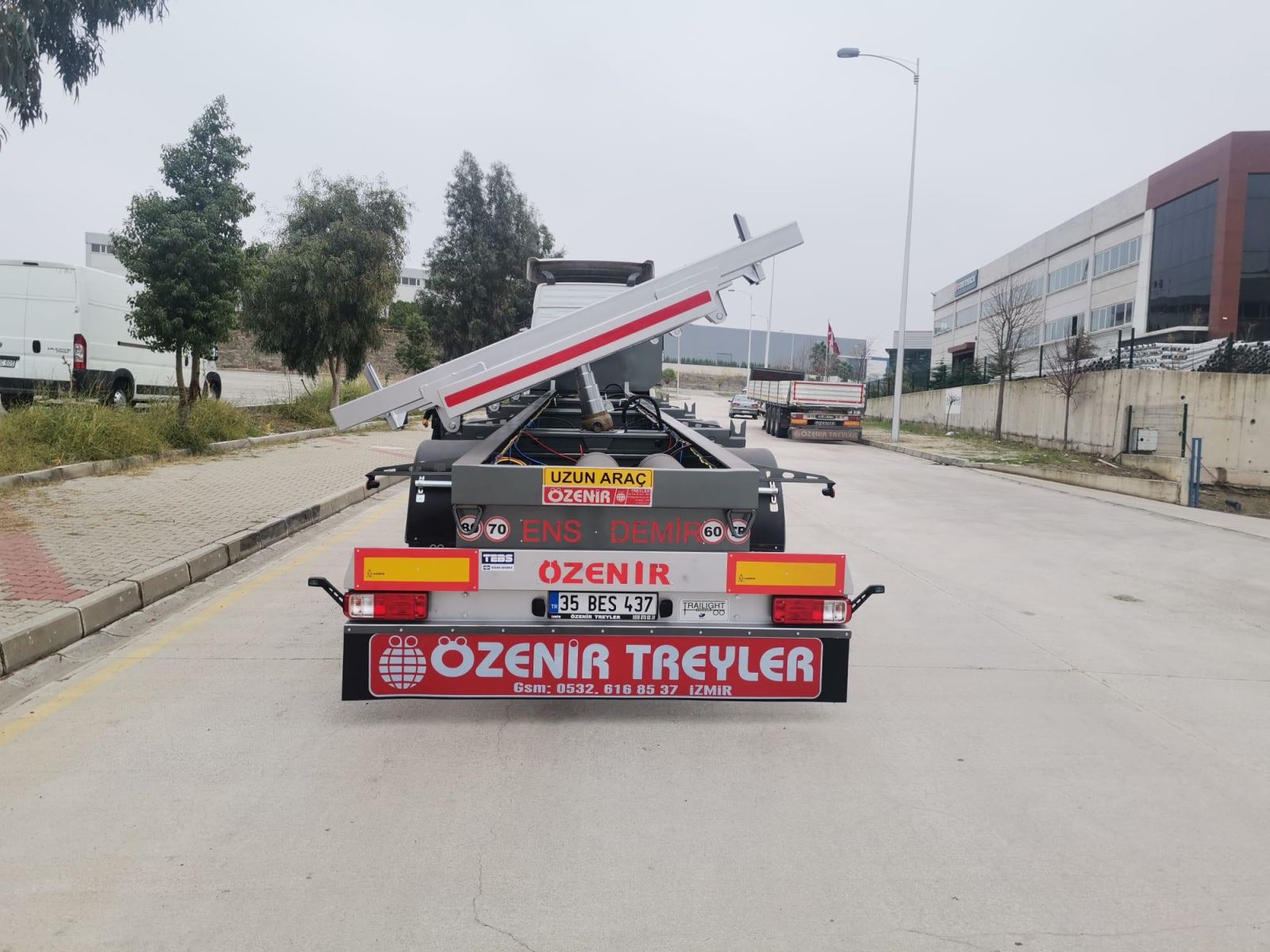 Sağ-Sol Yana Devirmeli Yarı Römork
